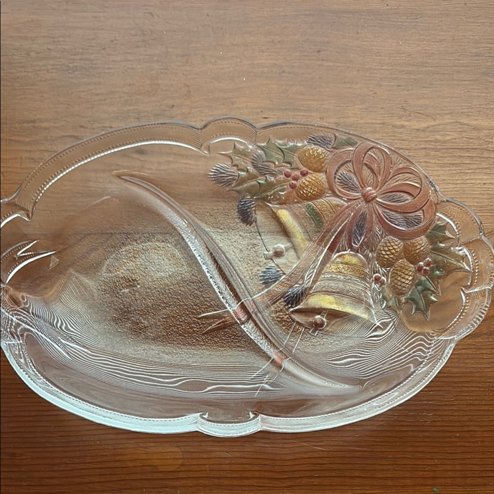 Mikasa Holiday Decor Glass Platter with Gold and Red Accents